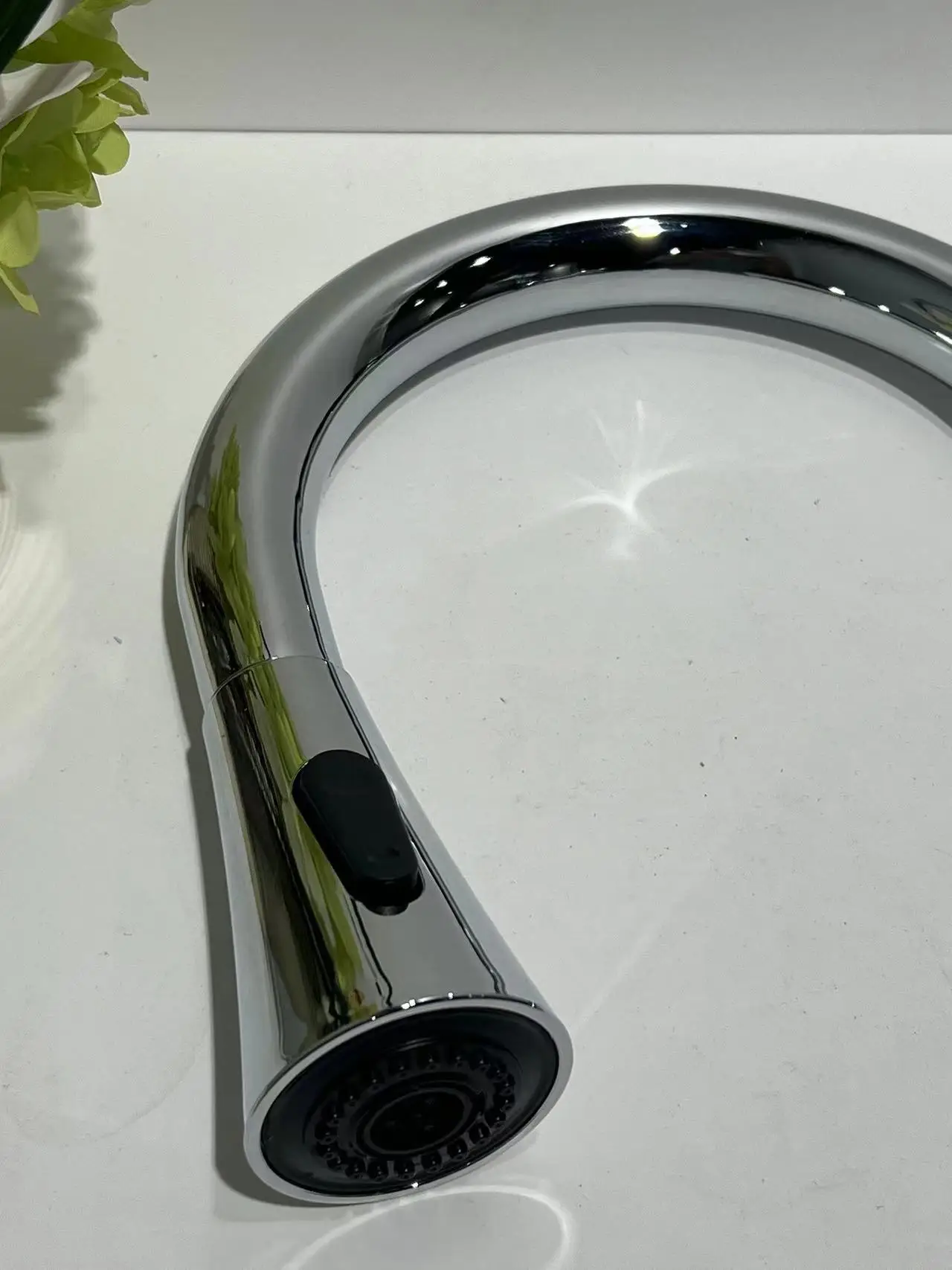 Zinc pagoda vegetable basin pull out hot and cold mixing faucet Pearl cotton packaging