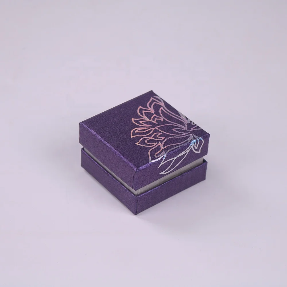 
Whosale Cheap Cardboard Purple Paper Ring Jewelry Gift Box With Silver Flower Hotstamping 