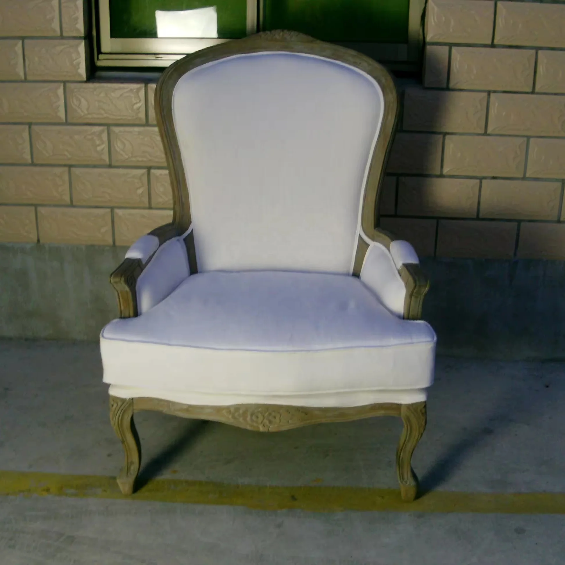 Hot Sale Wedding Living Room Furniture Upholstered Solid Wood Oak Fabric Leg Gardening Armchair Wedding Sofa for Bride and Groom