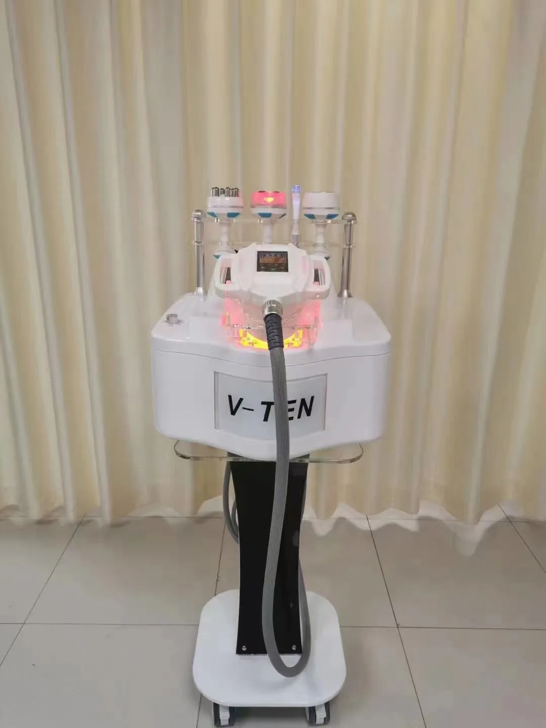 Popular Portable V10  40K cavi Six polar RF Slimming Body Shaping Machine