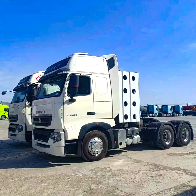 10 tires Used Tractor Truck Sinotruk Howo T7H CNG 430 HP 6x4 Truck Trailer Head