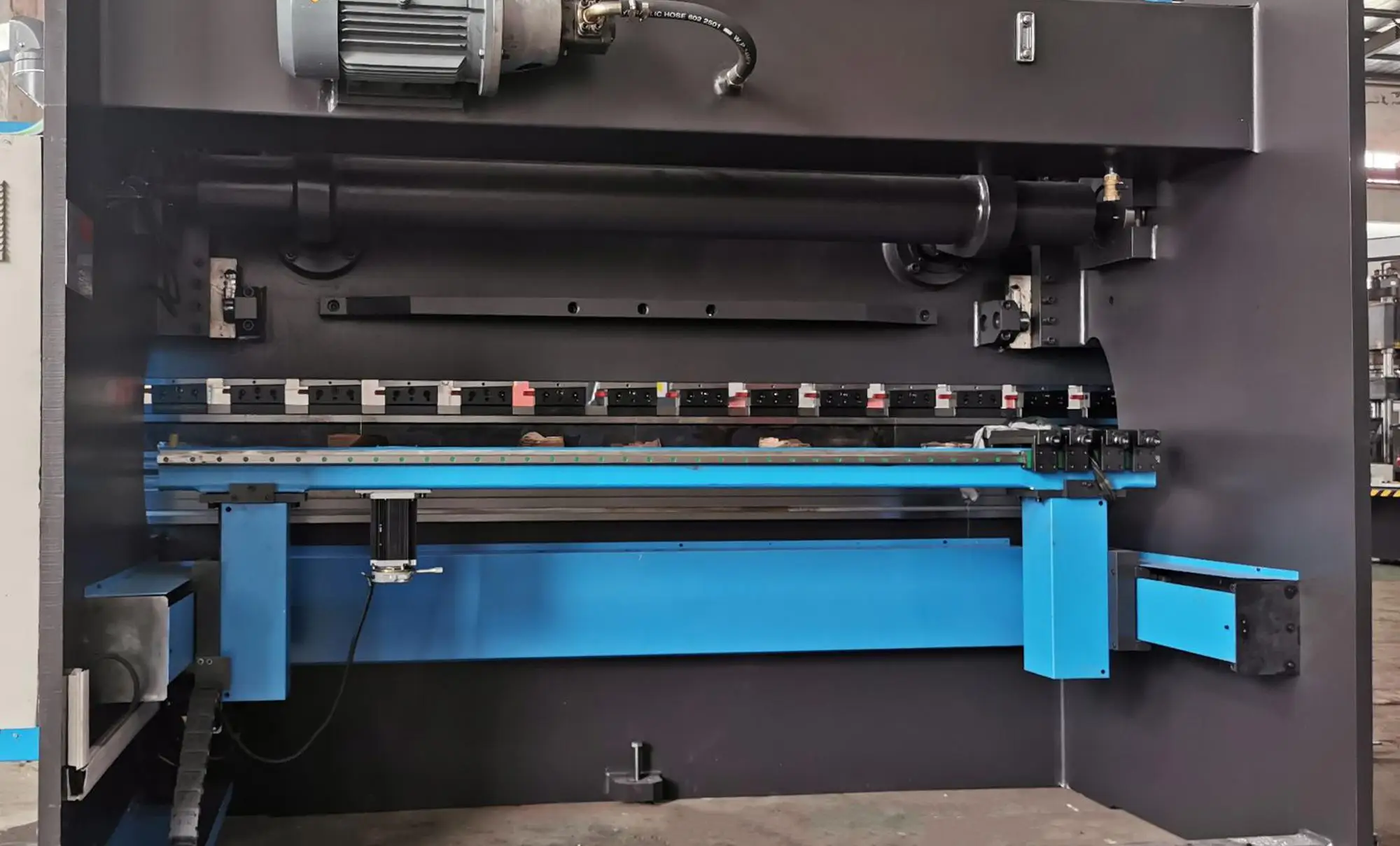 High quality nc hydraulic press brake machine price