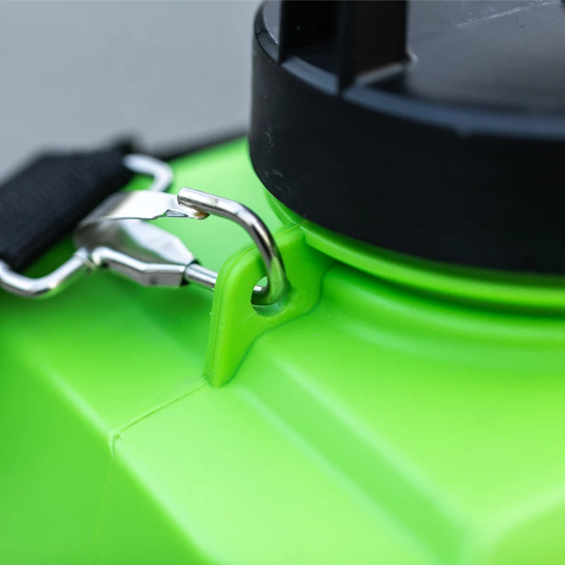 Heavy-Duty Battery Sprayer for Industrial and Agricultural Use