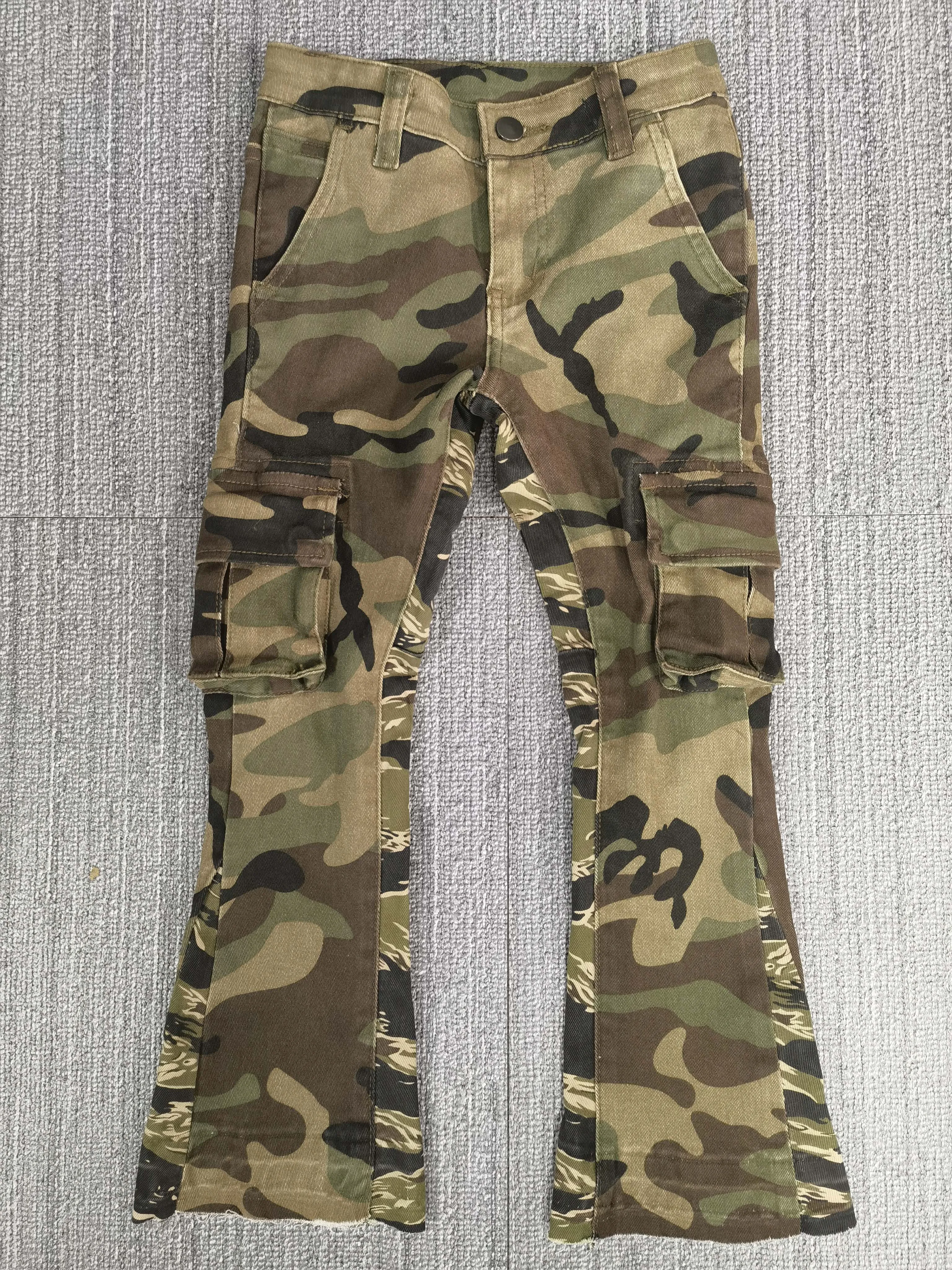 In stock New Fashion High Quality children military green camouflage cargo jeans stacked trousers for boys kids jeans