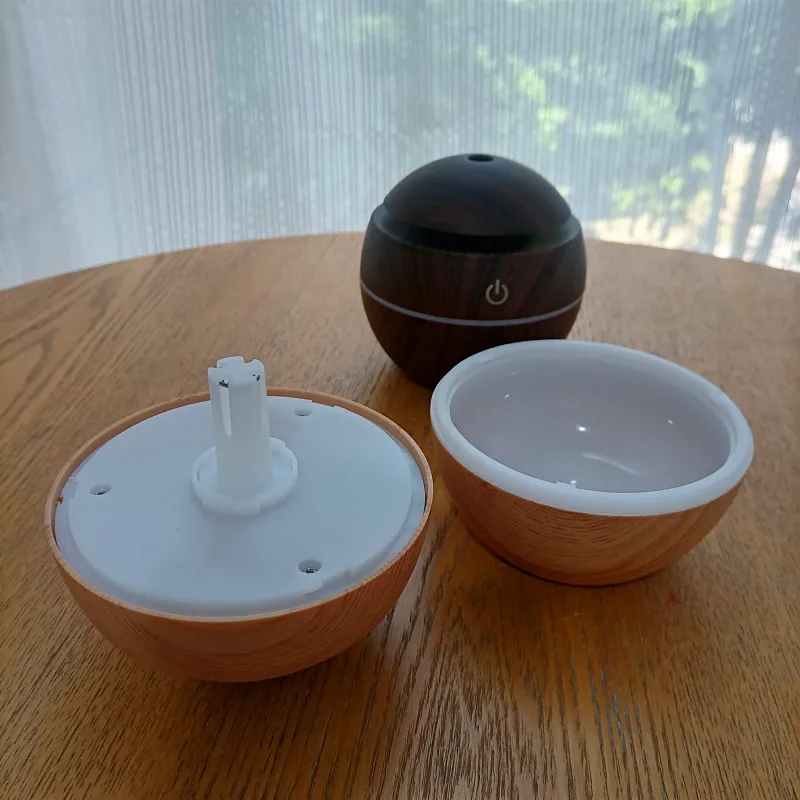 Aroma Diffuser for Essential Oils Small Portable Air Mushroom Scent Humidifier for home office