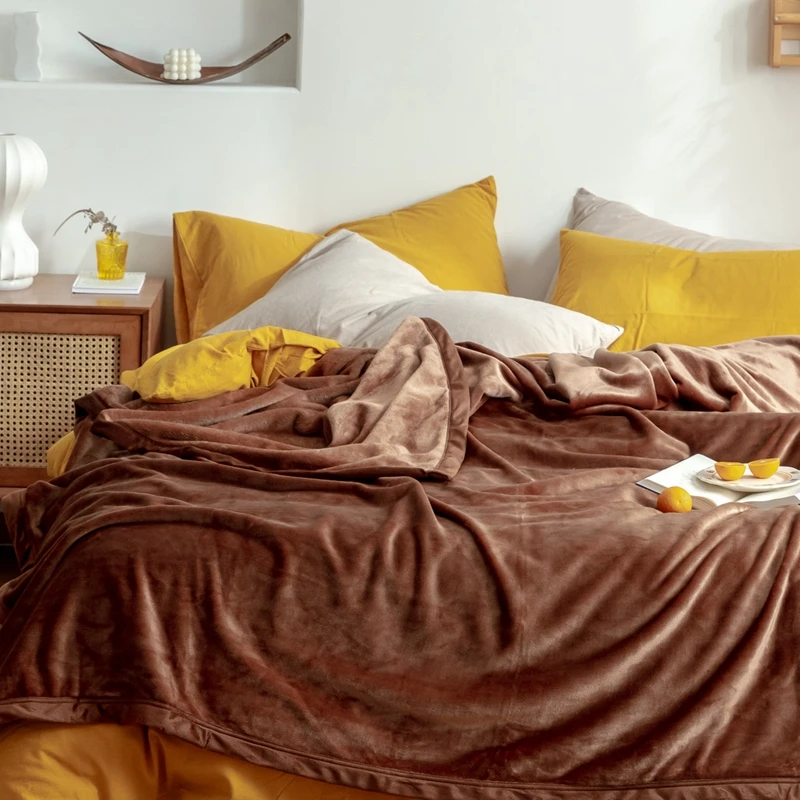 Competitive Price Skin-Friendly Luxury Cozy Warm Soft King Size Bed Flannel Fleece Blankets