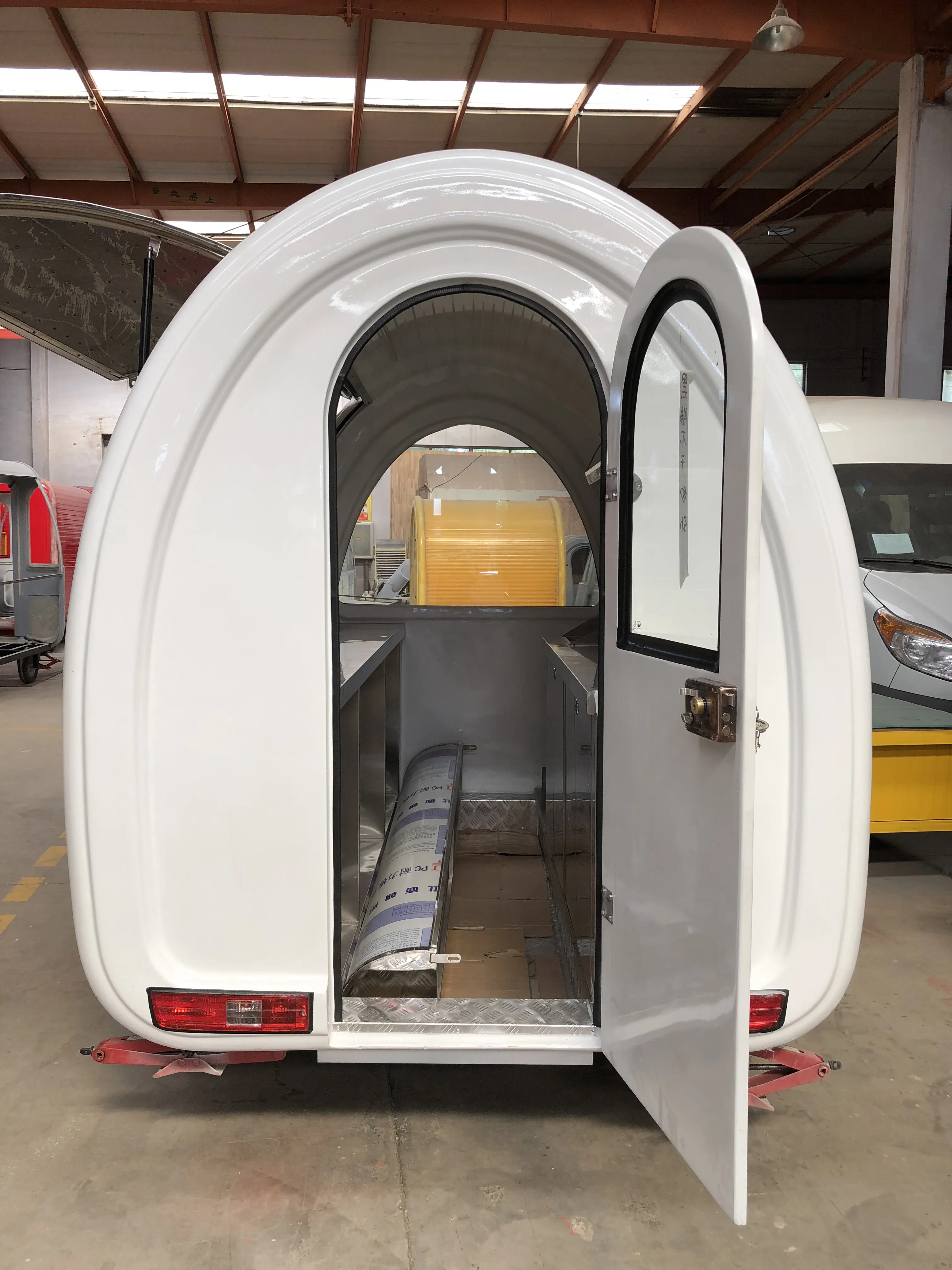 New Design Motorcycle Food Ice Cream Cars Cart Truck Fiberglass Customized Small Food Moped Sushi Mobile Restaurant N/A