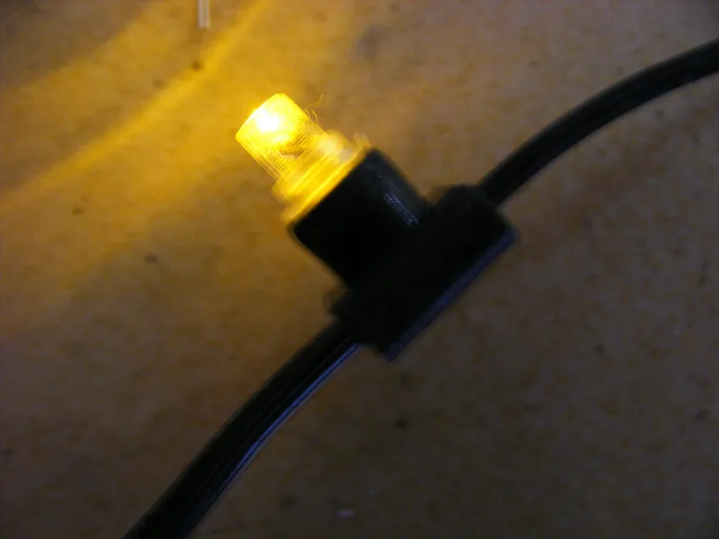 Holiday Party Use 12 V DC 100 Meter Per Roll Cut-able LED Clip Light For Tree Decor