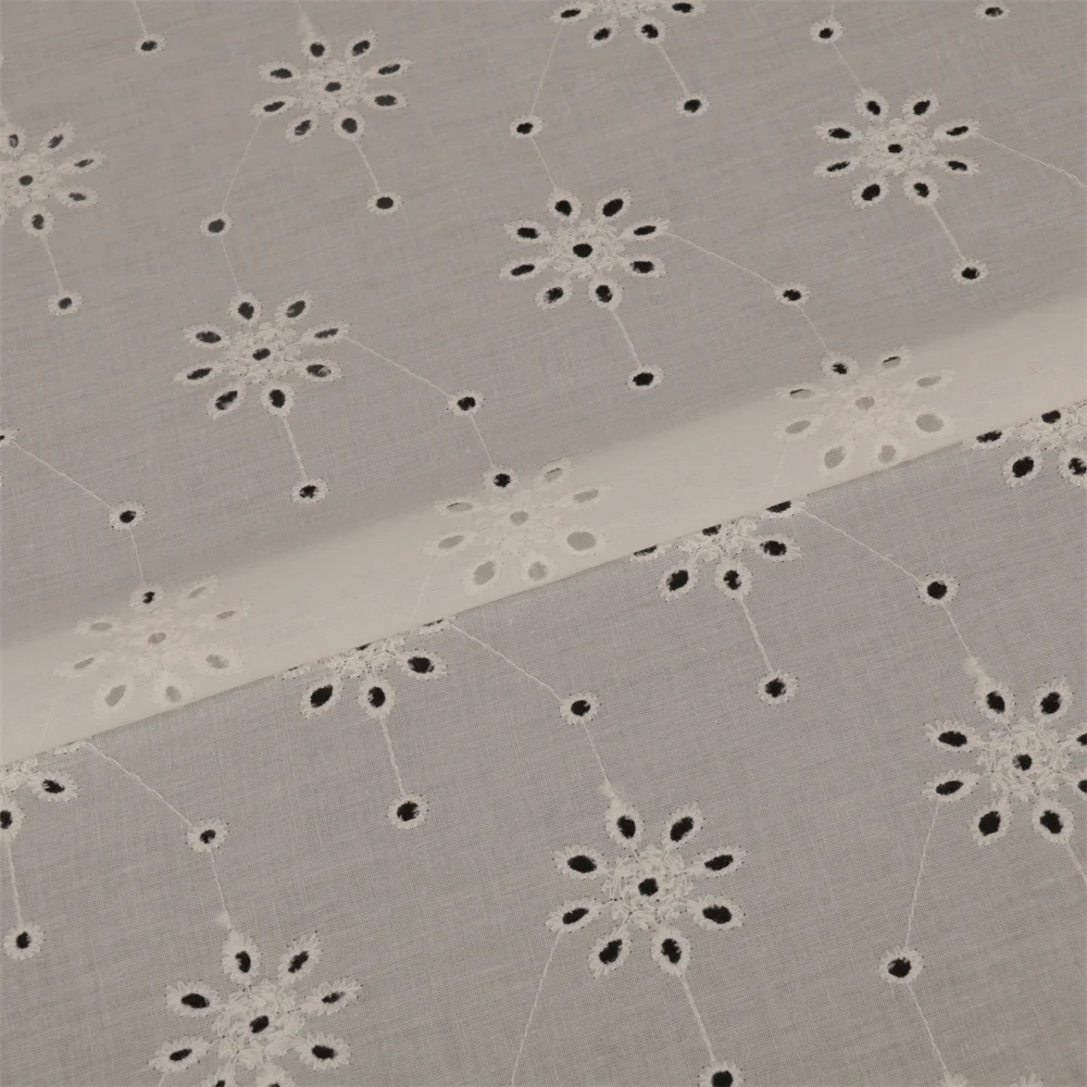 High quality satin 6060*9088 100% Cotton eyelet embroidery fabric for casual dresses, traditional muslim clothing fabric/