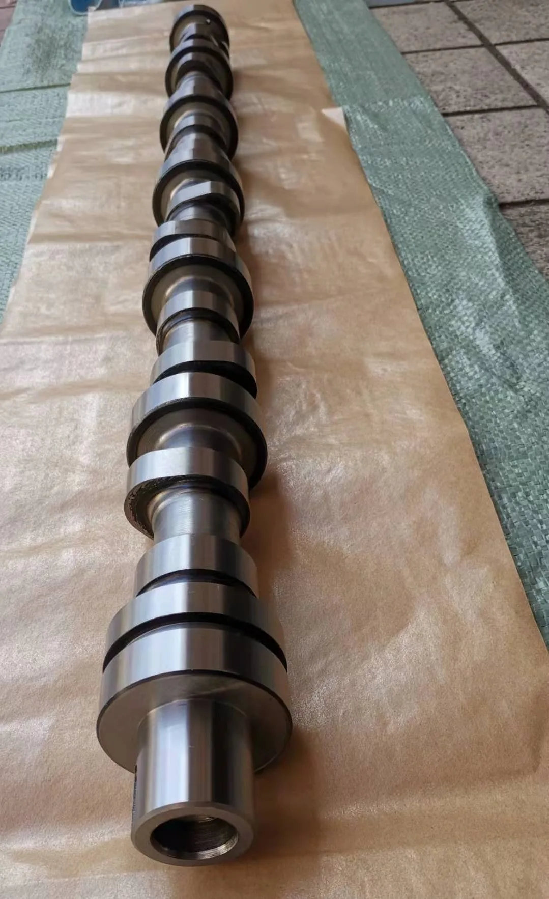 Truck Diesel Engine Spare Parts P11C Camshaft With High Quality