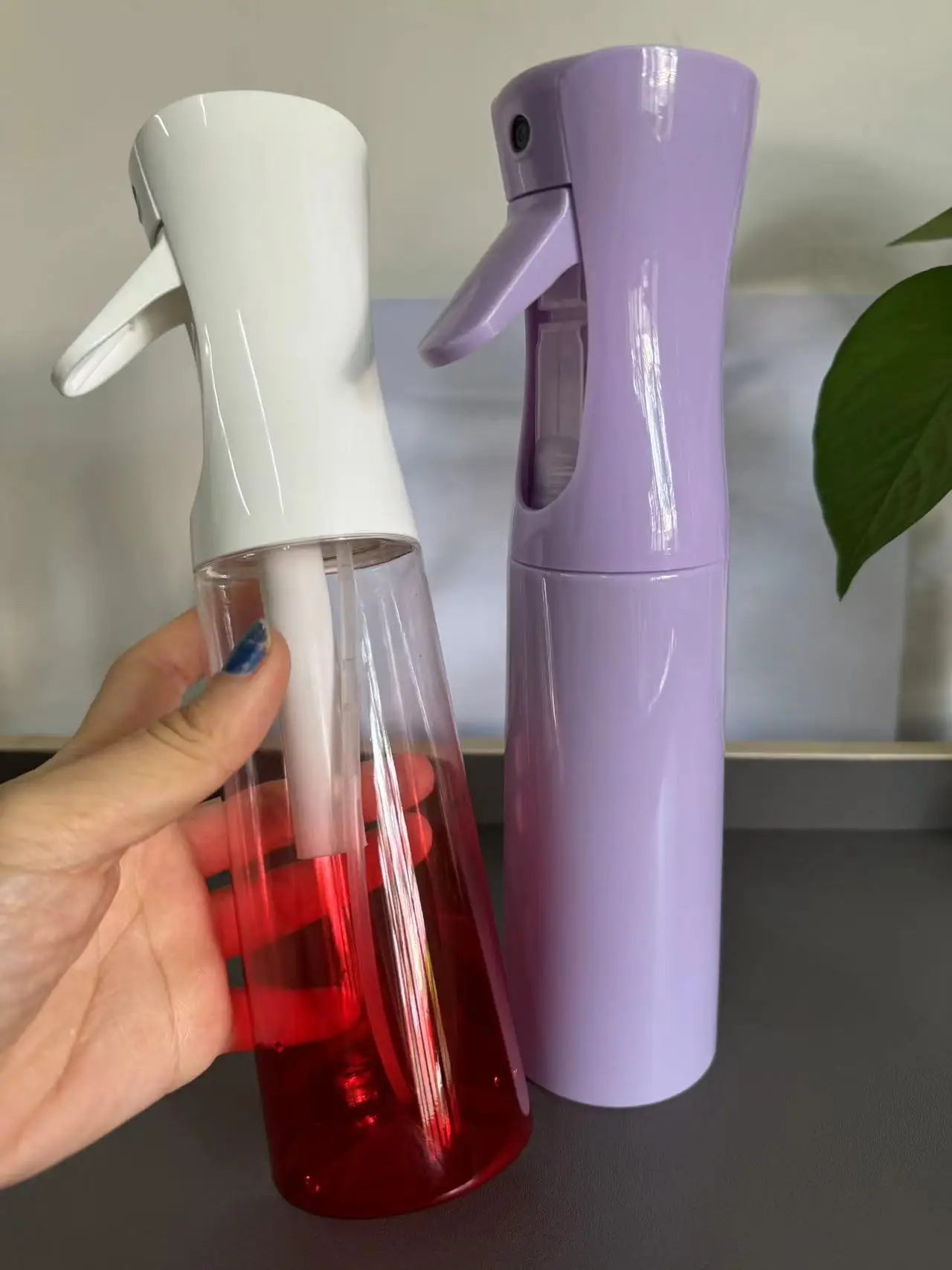 wholesale 200ml 300ml 500ml Plastic Misty Trigger Water Sprayer Bottle for salon Barber Hair Fine Mist Continuous Spray Bottle