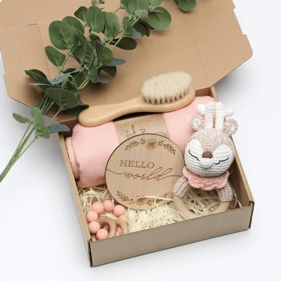 Fast Shipping Christmas Beech Wood Crochet Baby Rattle Animal Bunny Newborn Rattle Toy Crochet Baby Rattle Montessori Set