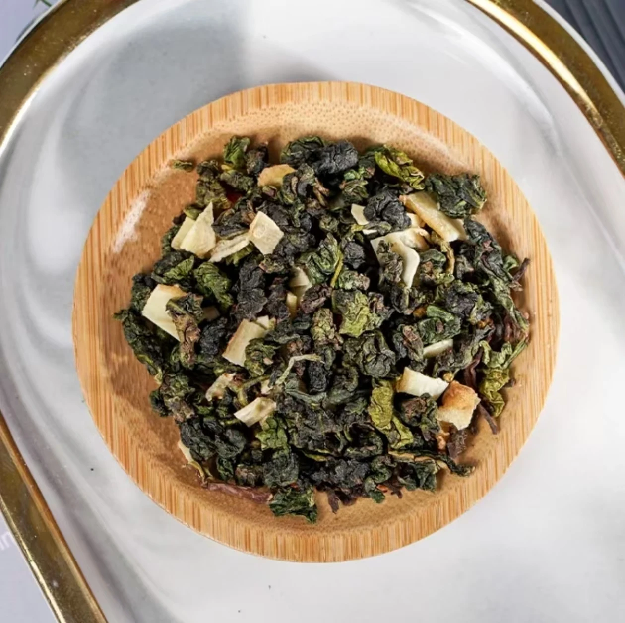 Manufacturer Direct Sales of Blended Peach Oolong Tea Customizable Box and Bottle Packaging Wholesale Triangle Tea Bag