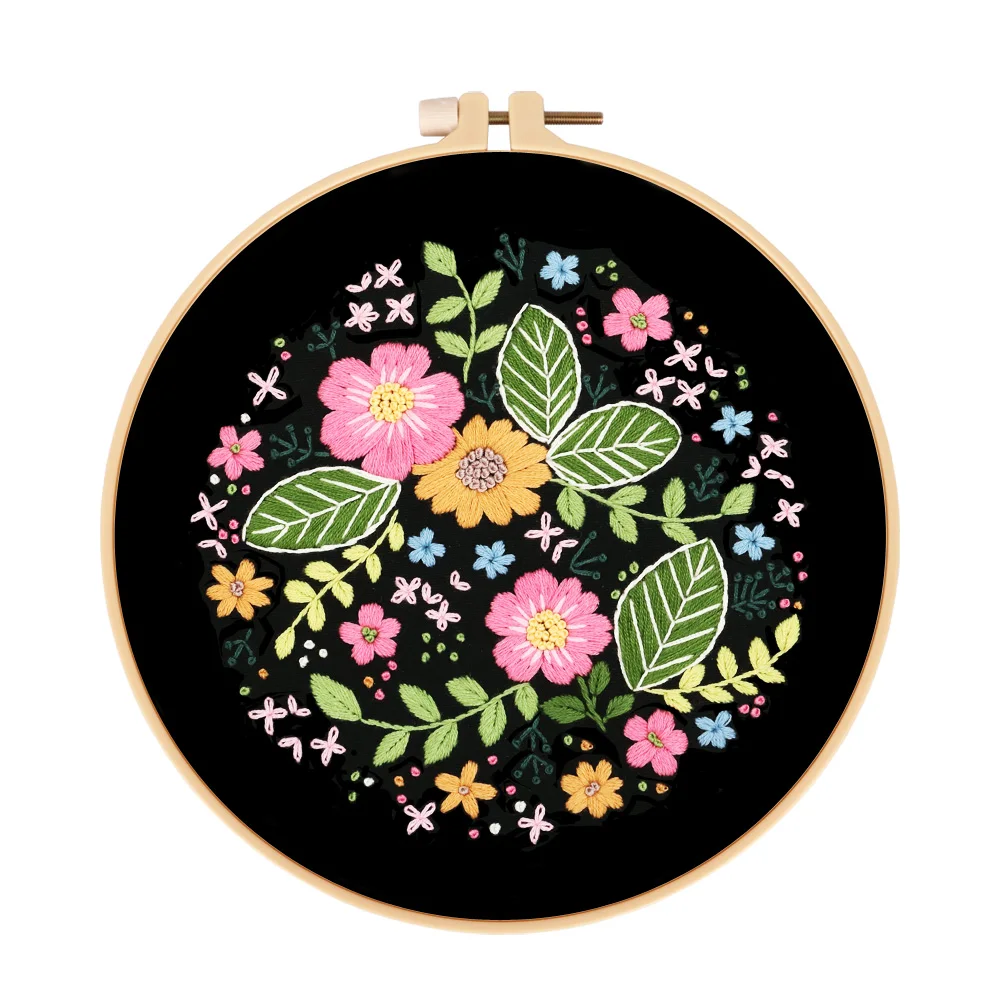 Wholesale DIY Embroidered Handmade Textile Crafts Custom Wreath Pattern Printed Embroidery Kit With Plastic Hoop