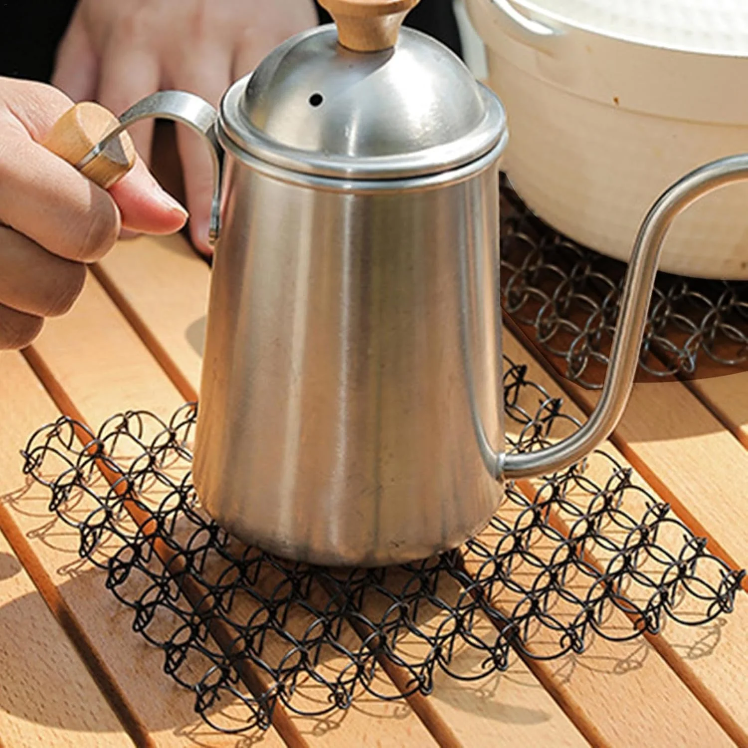 Spring Insulation Mat Net Heat Resistant Cup Pad Kitchen Table Mat for Restaurant