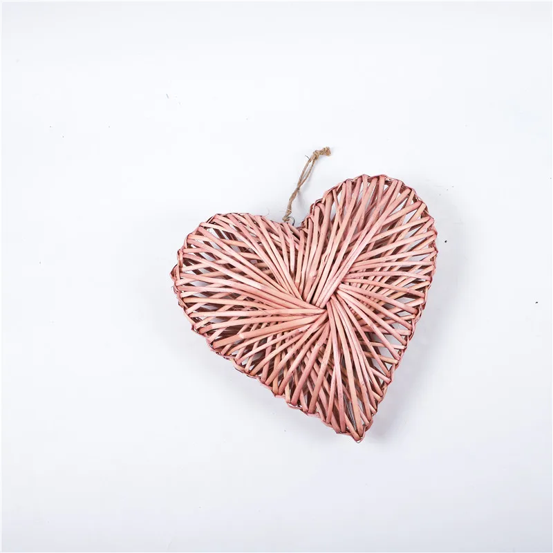 Best Design Wholesale Cheaper Handmade Wicker Willow Heart For Home Decoration