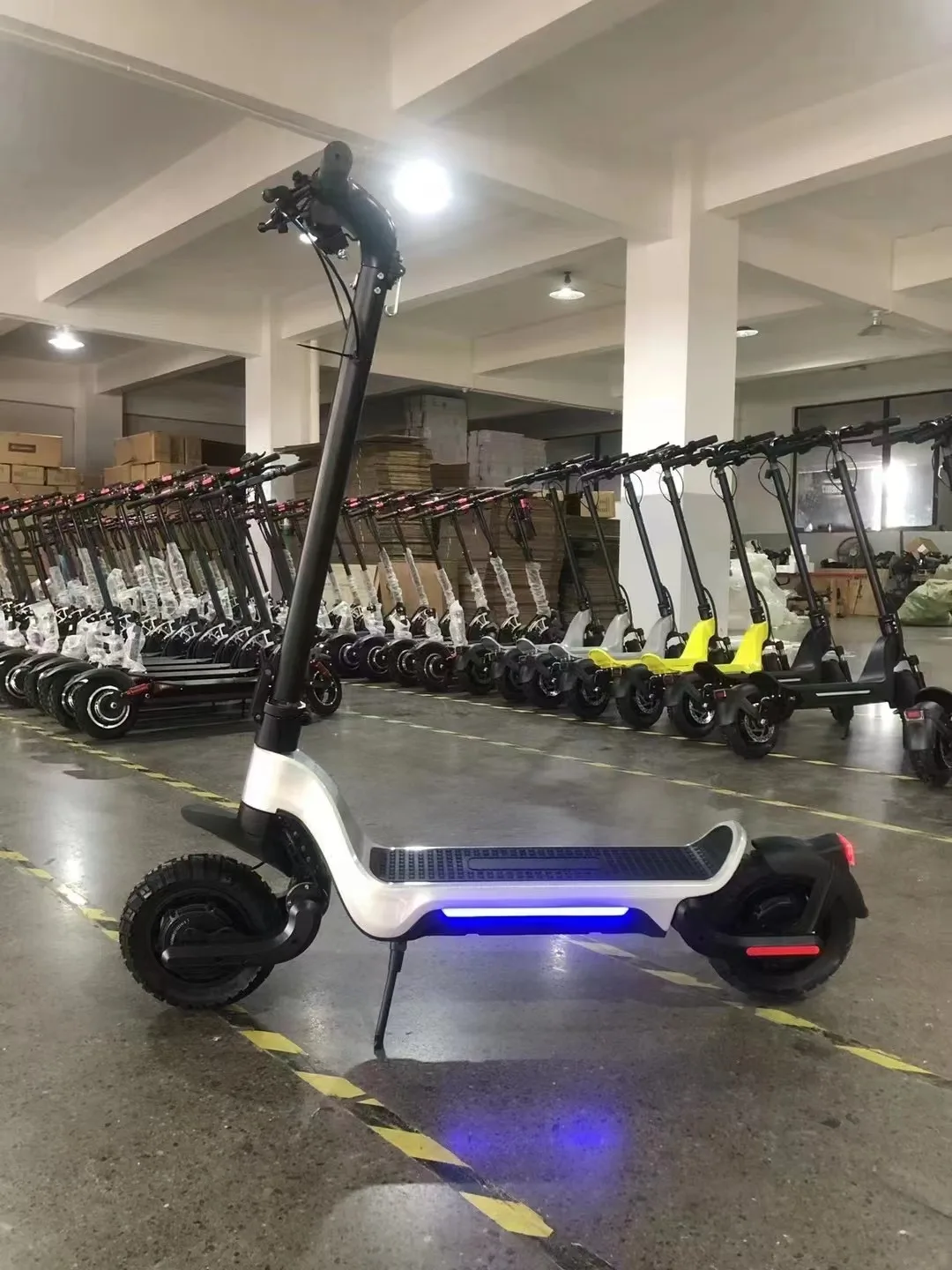 Double shock absorption Folding automatic lock city 13Ah 10inchStrong Forged Folder  EU Warehouse foldable electric scooter