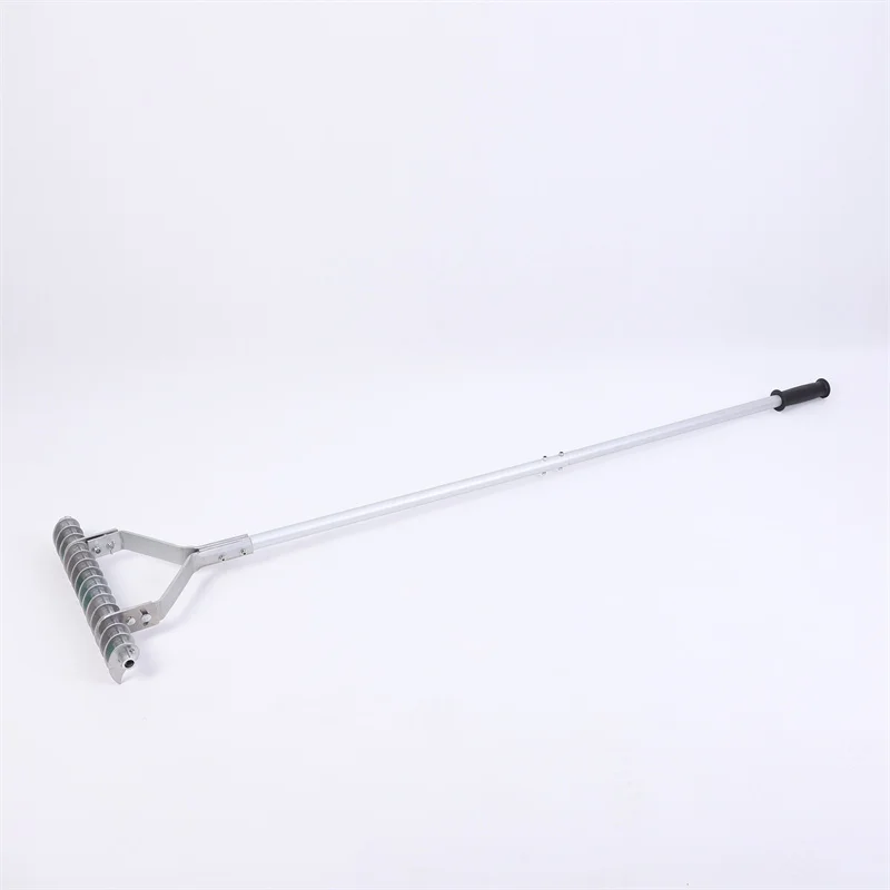 Factory Wholesale Thatch Rake  Lawn Loosening Soil Rake  with Adjustable Aluminum Handle for Cleaning Dead Grass