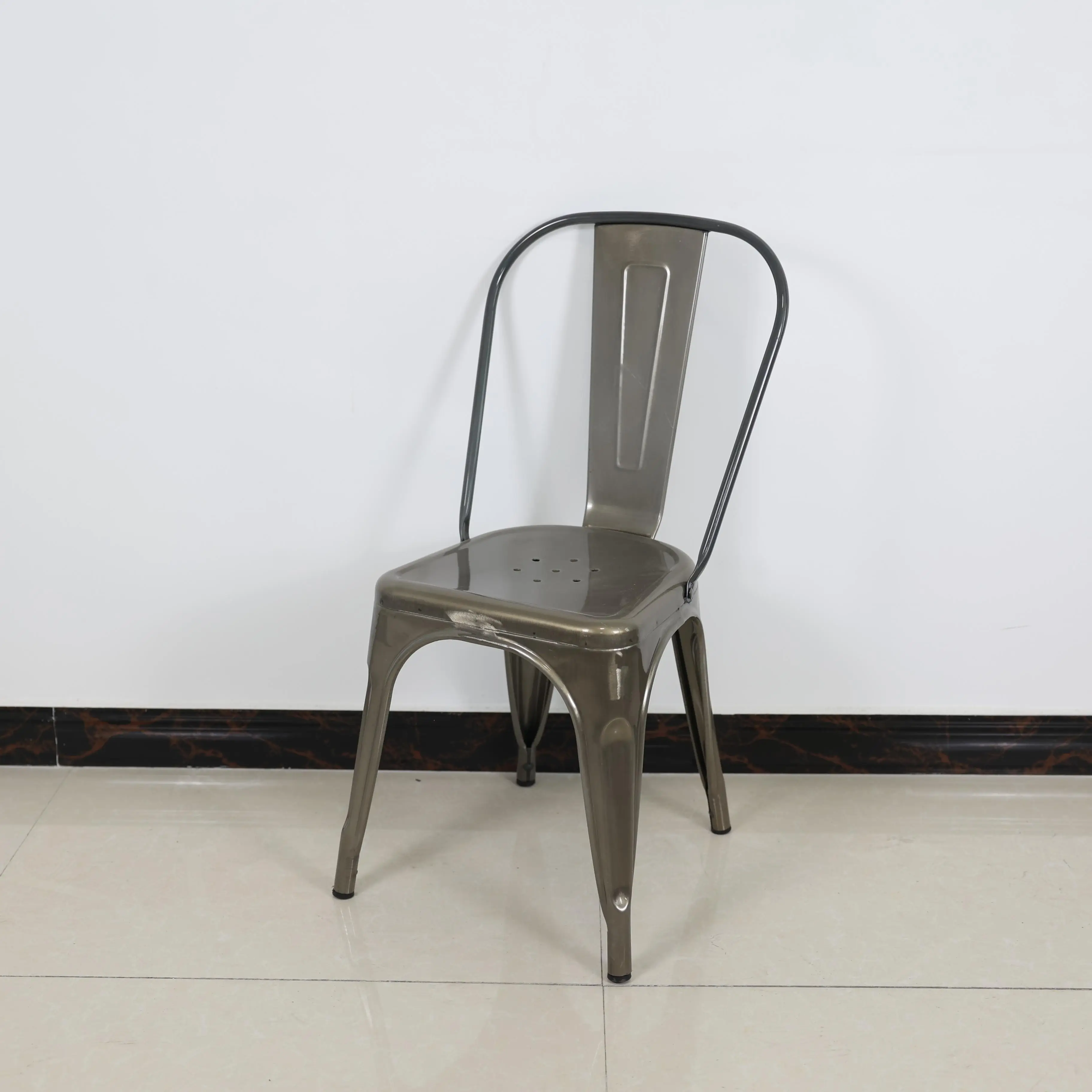 Metal Industrial Bar Light Weight Portable Easily Movable Pu Leather Dining Chairs With Luxury Comfortable Soft Leather Seat