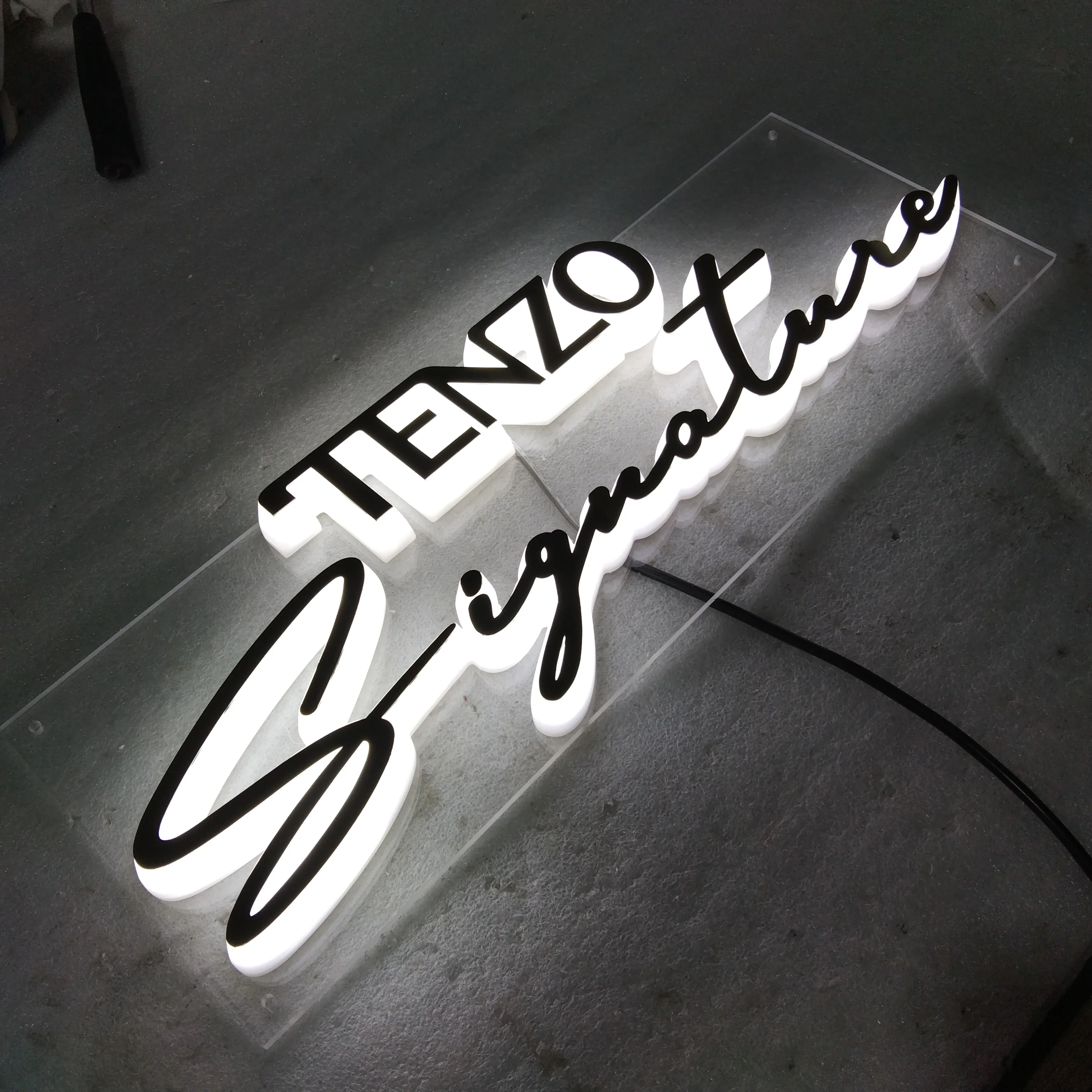 High quality heavy duty type backlit signs supplier led sign for outdoor light up sign