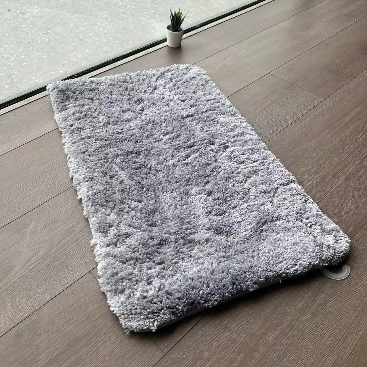 J&S HOME 75*45 CM Anti-fatigue Shaggy Water Absorbent Polyester Microfiber Non Slip Bath Mat
