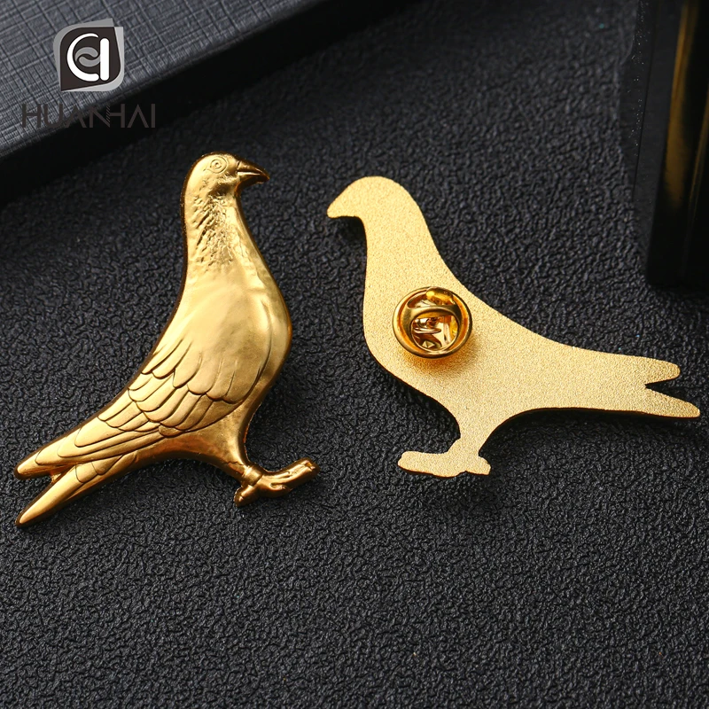 customize 3D pigeon bird animal plating gold shiny metal lapel pin badge brooch