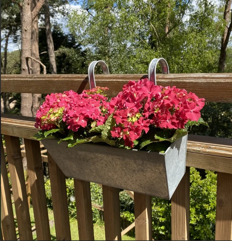 Balcony balustrade hanging type flowerpot hanging frame hanging type wall hanging rectangular flowerpot