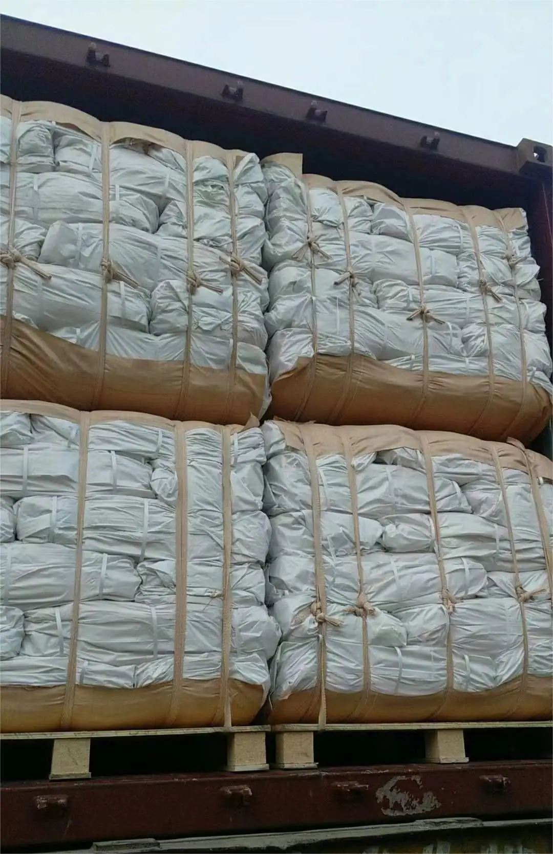 Japan 1000kg PP FIBC Bulk Cement Sand Big Bag With Four Hoops For Building Rubble