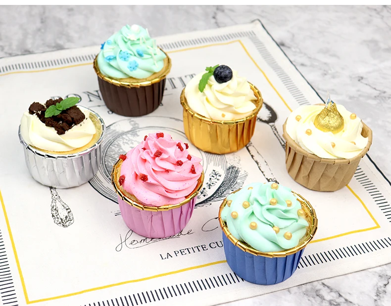 Factory direct sales Golden double sided aluminum cupcake cups Color rimmed cake cup  baking cup aluminized cupcakes