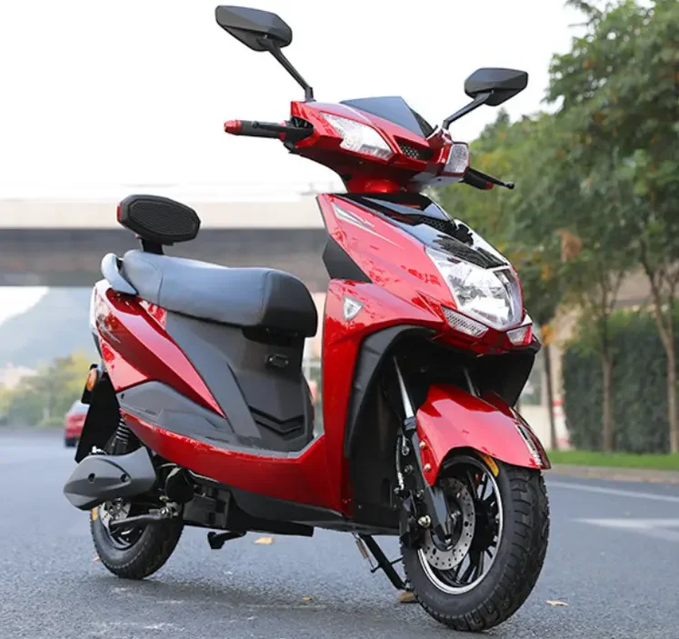 2023 Discounted Products Max Range 150 Km Power Electric Motorcycle Motor Adult scooter