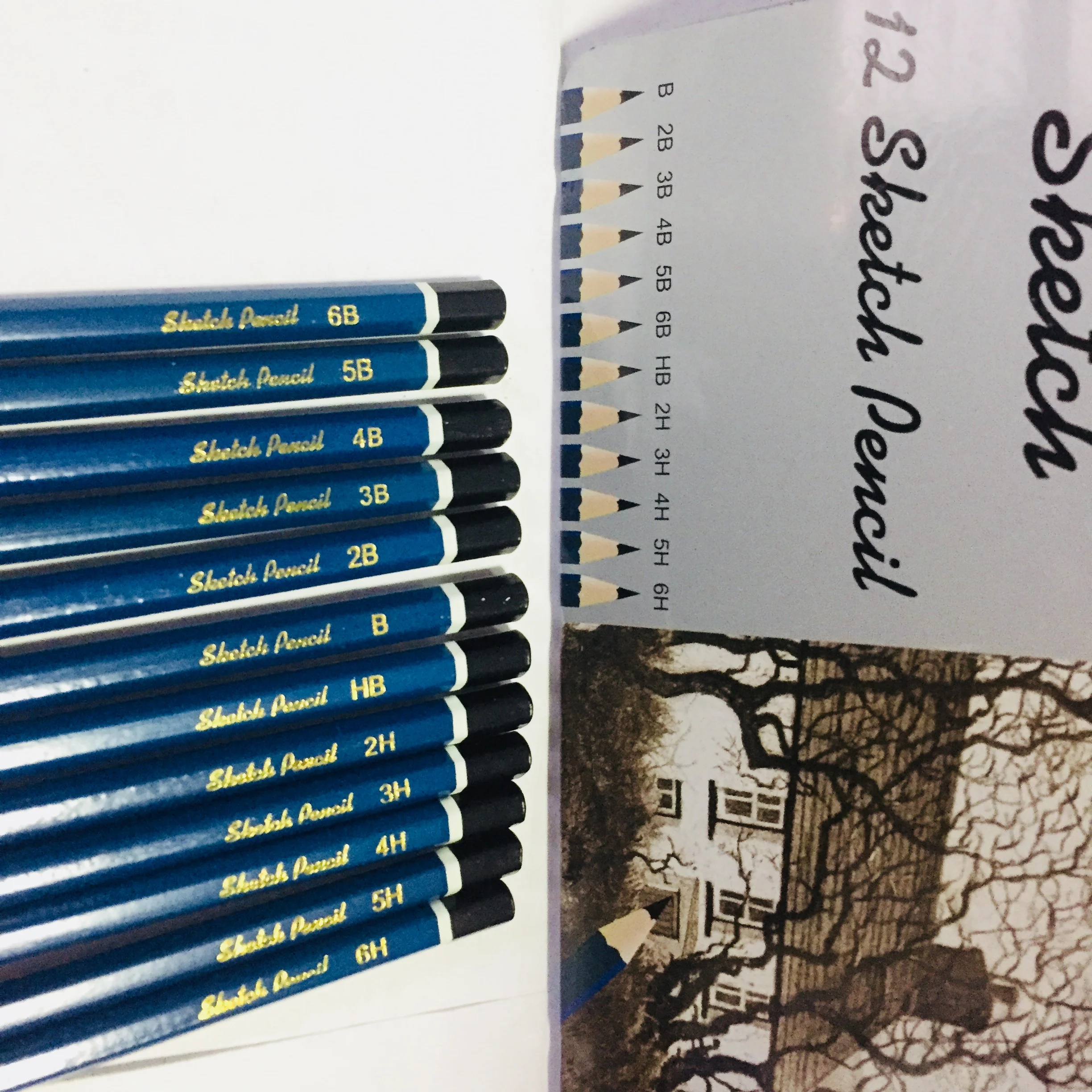 
customs wooden 12 Sketch Pencil Set in Tin box 