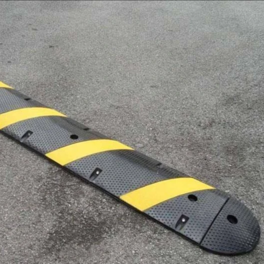Rubber Speed Bumps Traffic Driveway Heavy Duty Speed Bump Hump For Asphalt Concrete Garage Gravel Roads