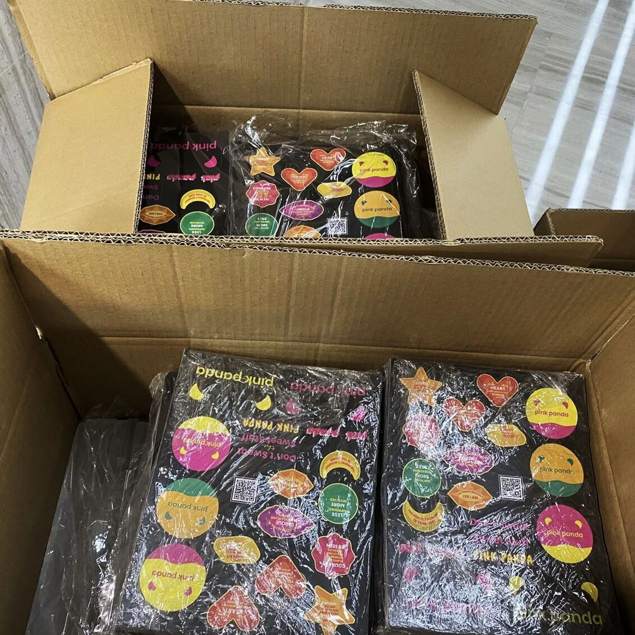 Customized Self Adhesive Anime Stickers Paper Vinyl Logo Printing Kawaii Cute Cartoon Kiss Cut Stickers Sheet