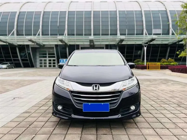 2014  Fuel Car Used Car Fashion Model MPV Hot Selling Second Hand Car For Sale