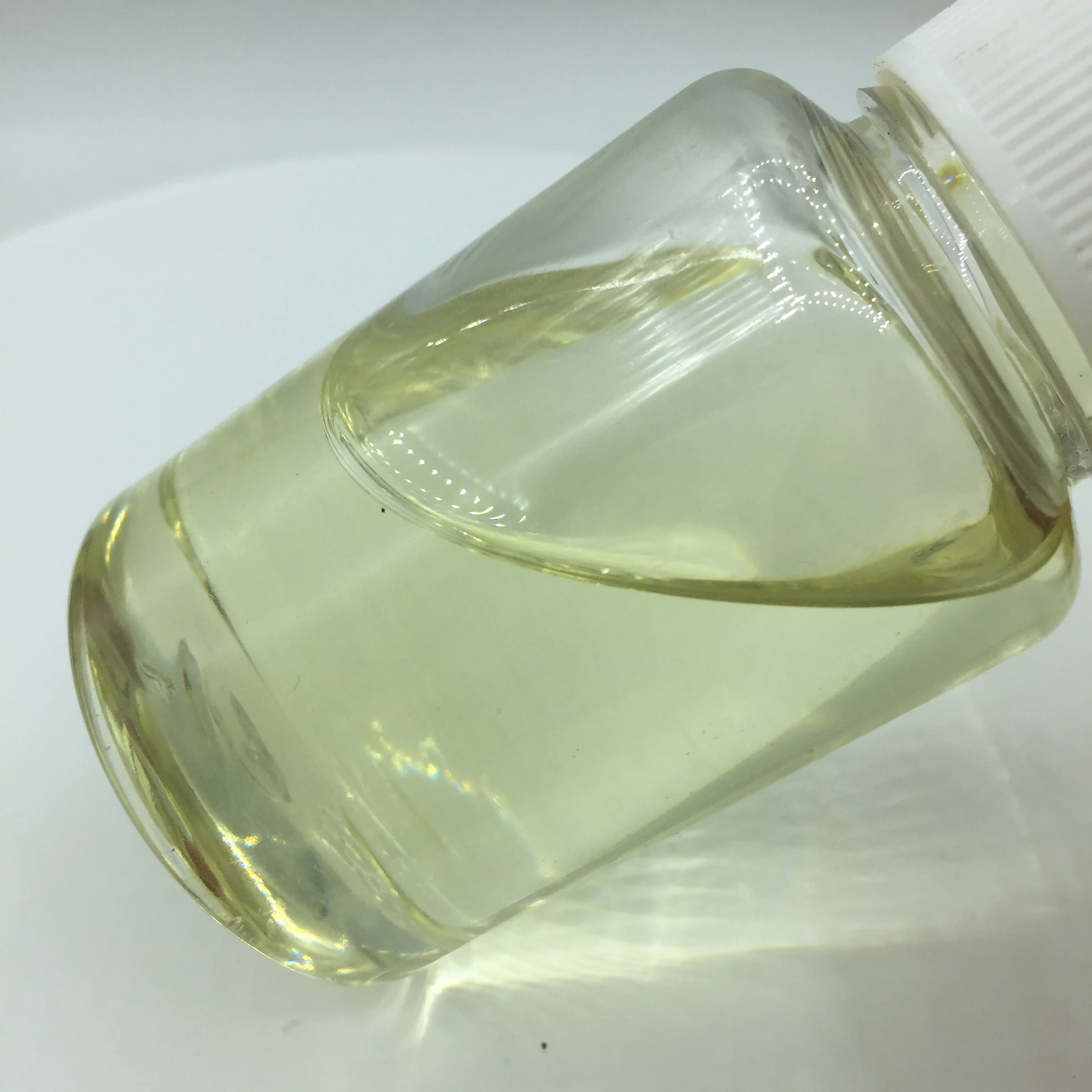 
High Quality Synthetic Vitamin E oil /Dl-Alpha-Tocopheryl Acetate 