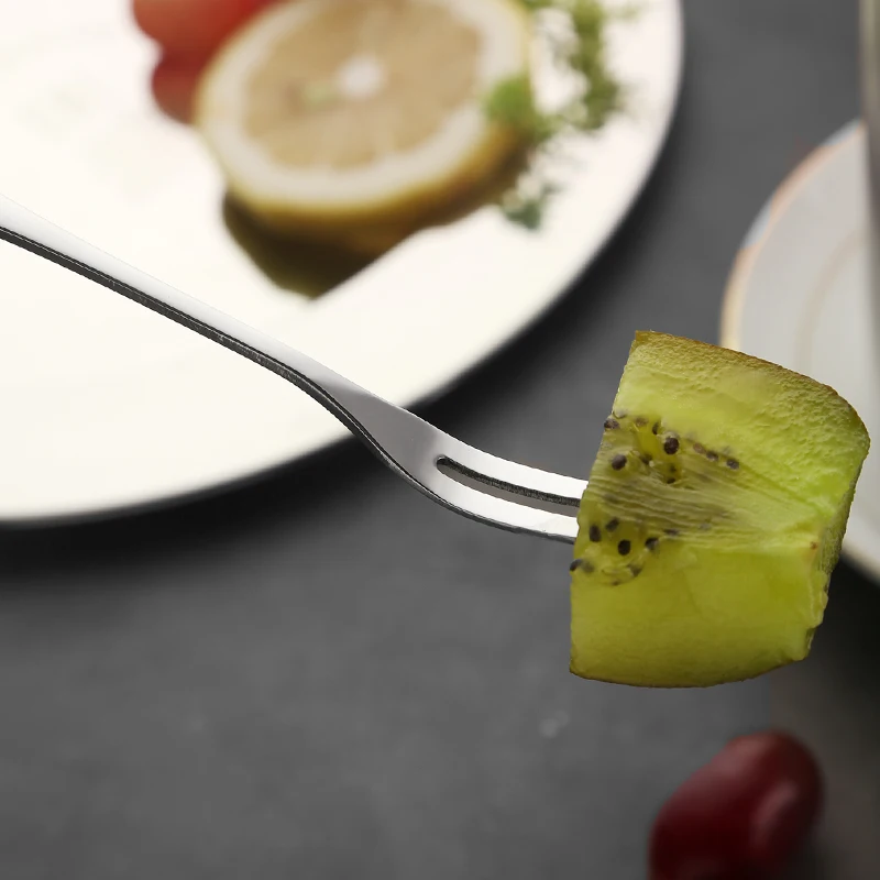 
High Quality Mirror Polished Stainless Steel 304 Fruit Forks, Suitable for Family Hotels and Restaurants. 