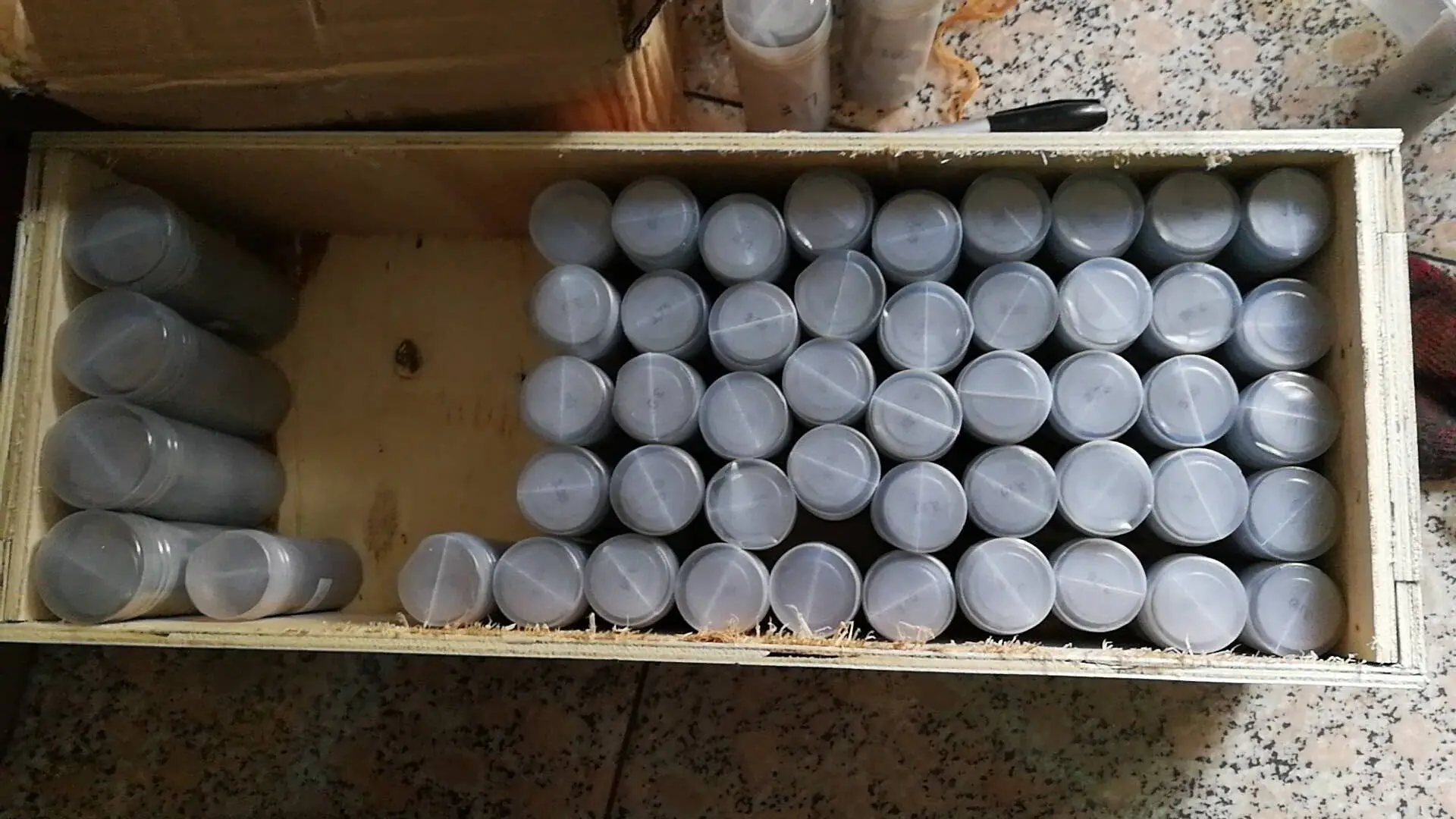 Diesel engine valve clearance adjusting shims customizable