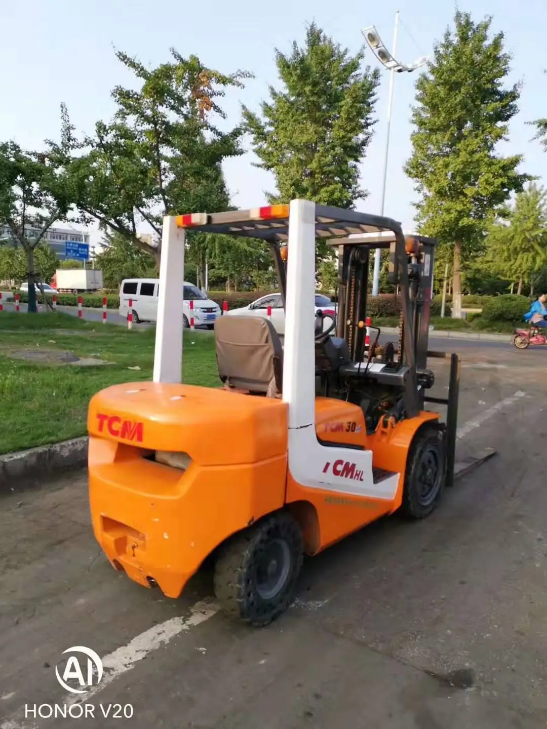 TCM rated load lifting capacity 3 TON  second-hand used forklift multi function