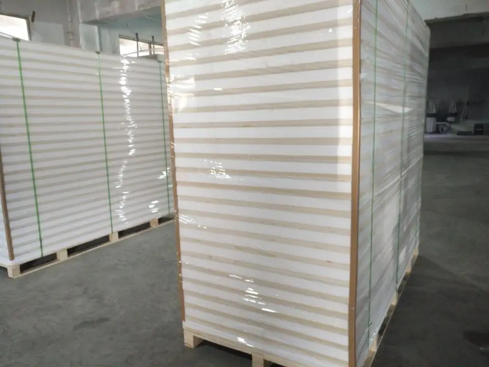 PU High Density Closed Cell Pir Hard Insulation Board Polyurethane Hard Insulation Board Sandwich Panel Isopanel Panel