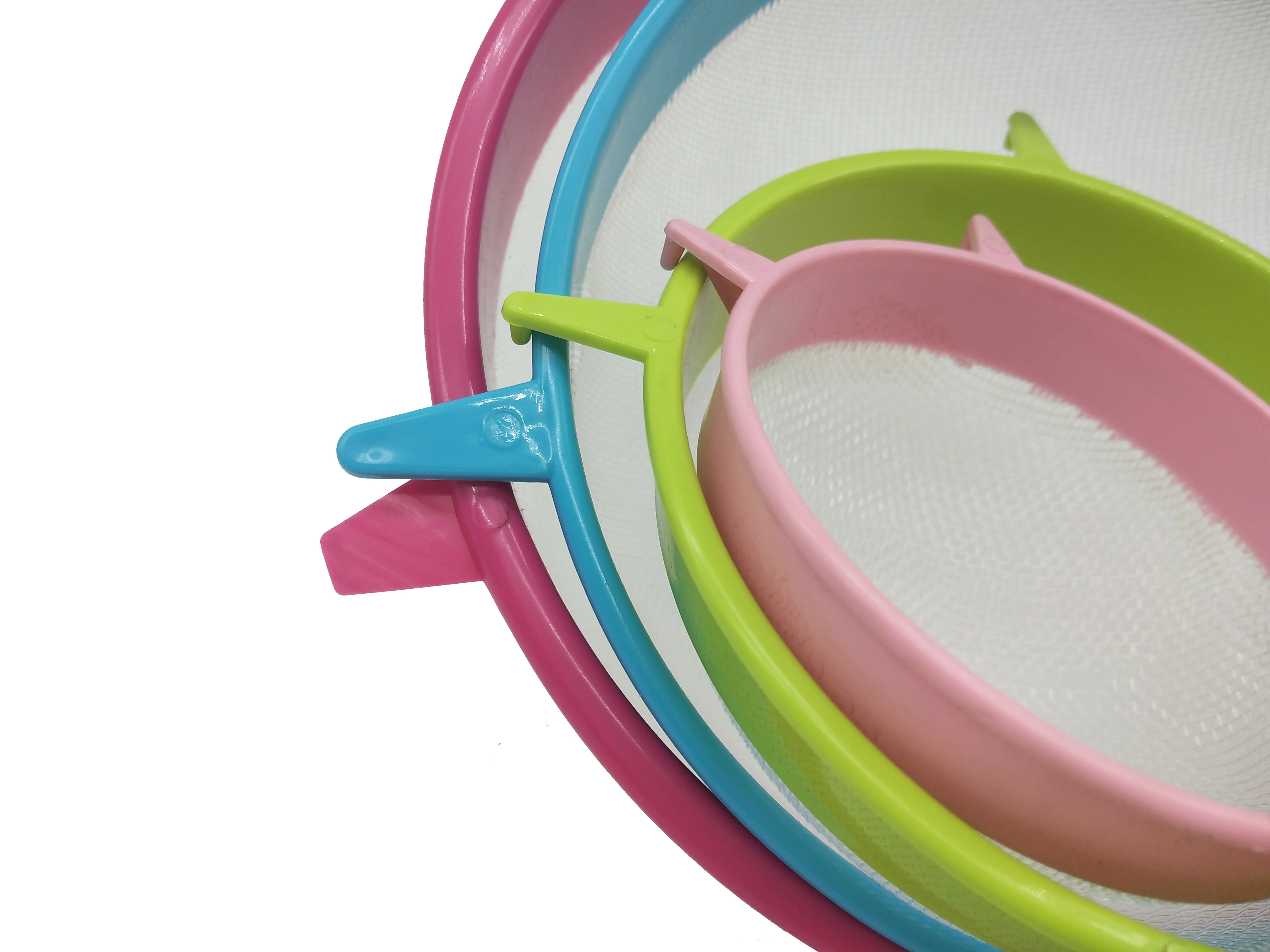 QM Zhejiang home kitchen supplies nylon snoop plastic mesh strainer with handle
