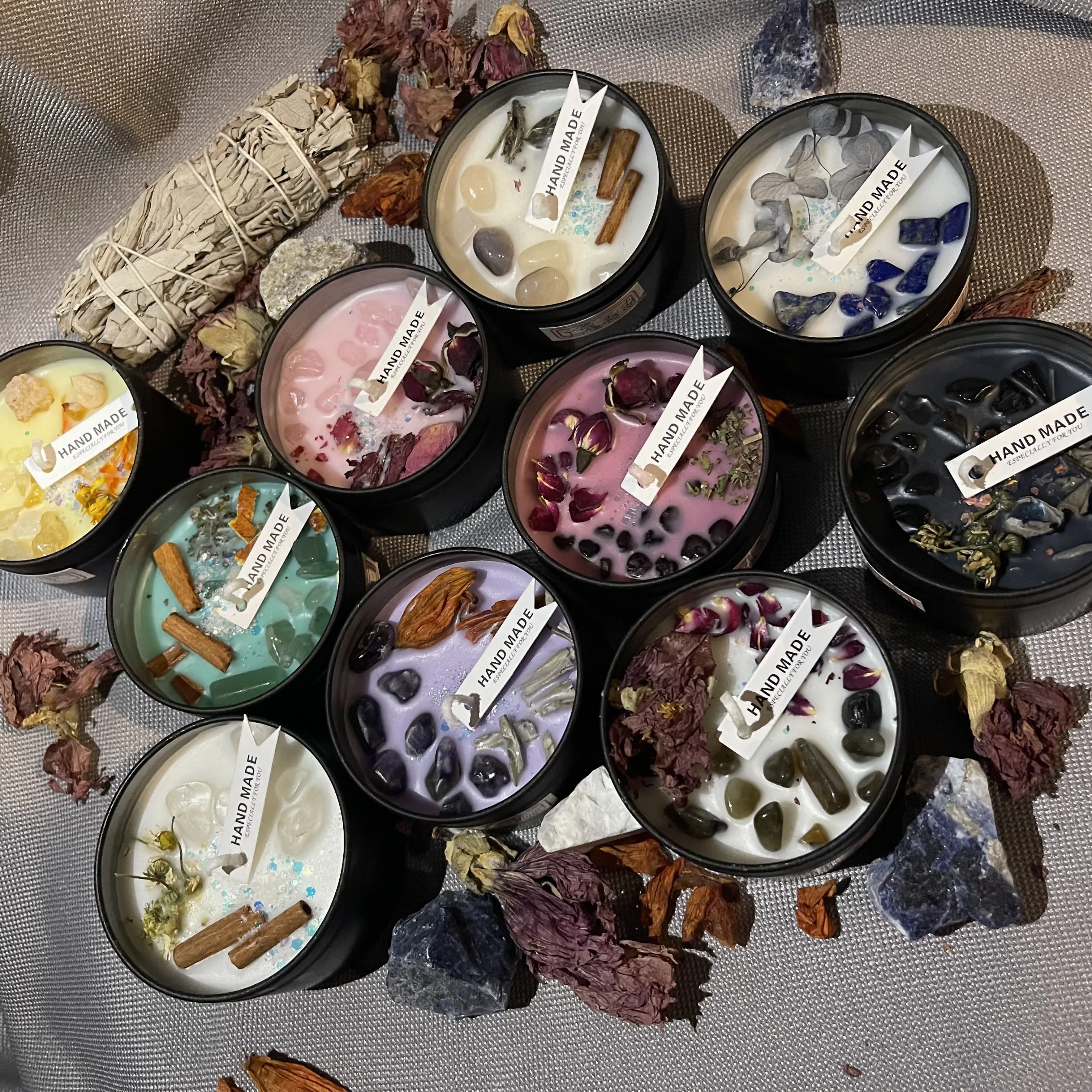 Low MOQ handmade scented soy wax tarot spiritual healing tin unique crystal candles with crystals