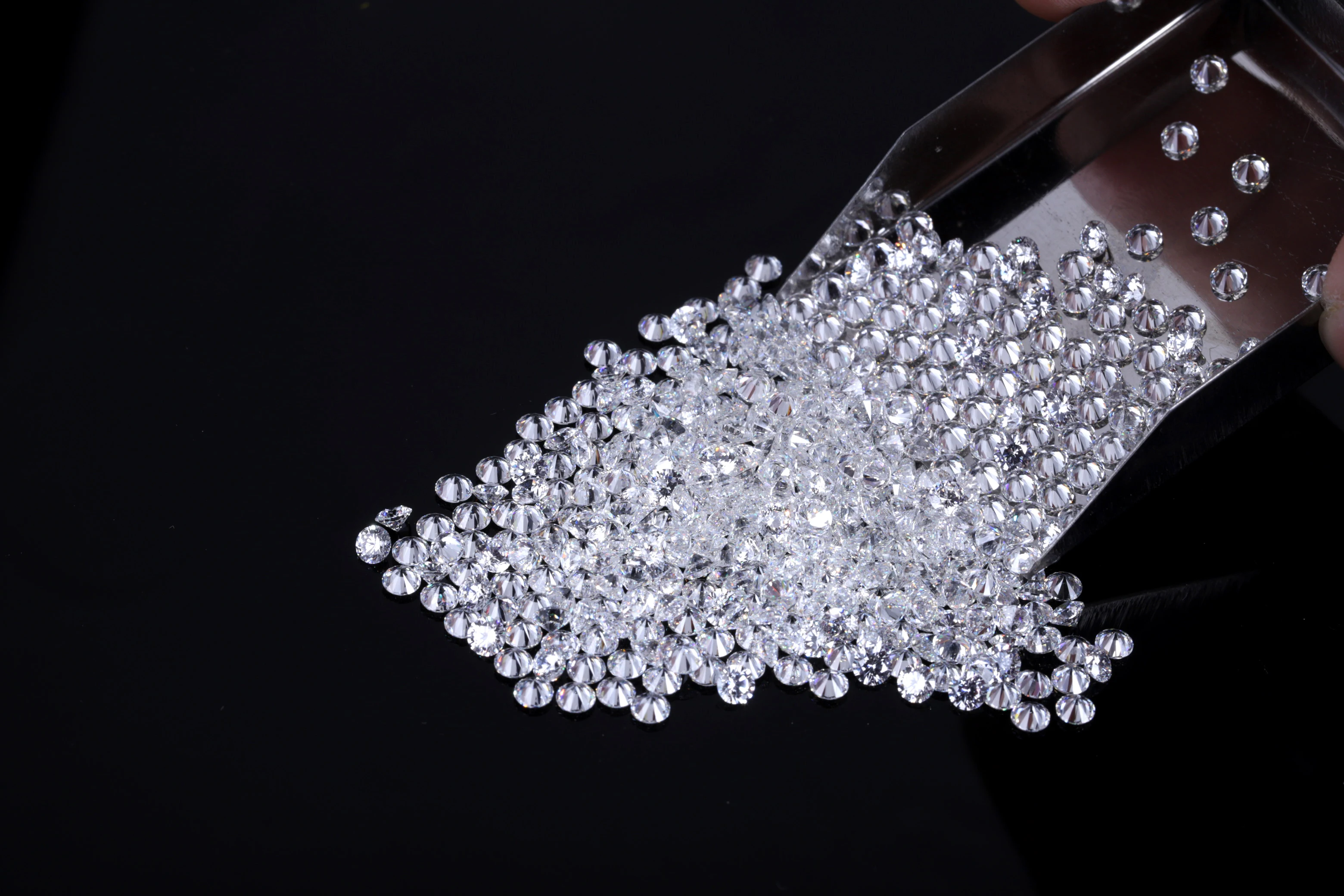 Hot sale Shining white color 1.40mm cubic zircania small size best fake diamond stone