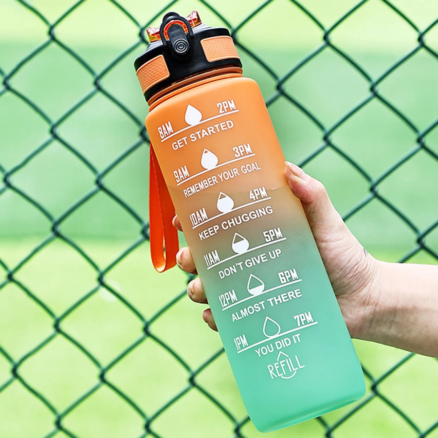 Factory Wholesale 32 OZ Trinkflasche Leak Proof Plastics Waterbottle 1L Fitness Sports Gym Straw Motivational Water Bottle