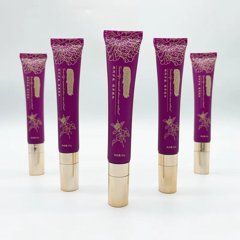 luxury 10ml led light cosmetic packaging plastic lip gloss tube with mirror lip gloss containers tube