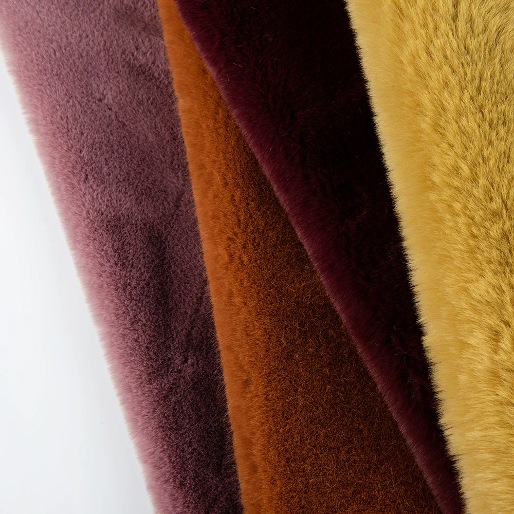 High Quality Faux Fur Factory wholesale 100% Polyester soft short faux fur fabric for coat