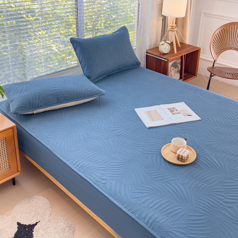 2024 Waterproof Factory Price Wholesale Quilted Mattress Pad Cover/Waterproof Mattress Protector Queen Size