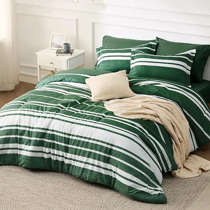 OEM ODM Custom Manufacture Super Soft Stripes Quilt Bedding Set Lightweight Bedding Comforter Sets