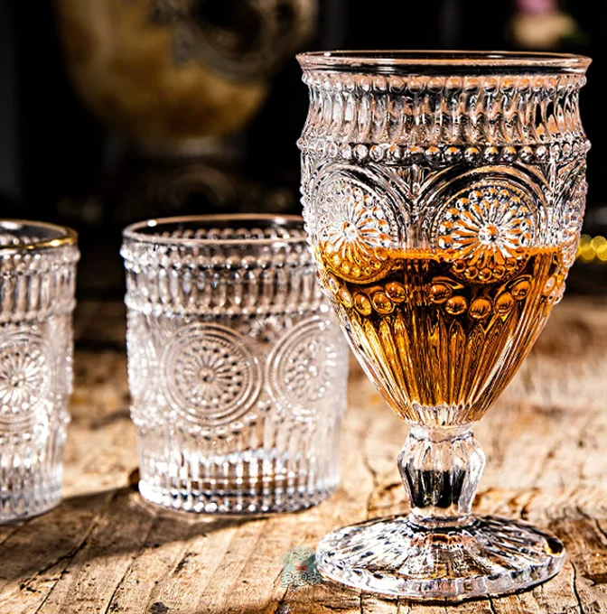 Colored Wine Goblets, 10 Oz Wine Glasses with Embossed Pattern, Vintage Glassware for Party, Wedding, Bar, Wine, Juice,Customize