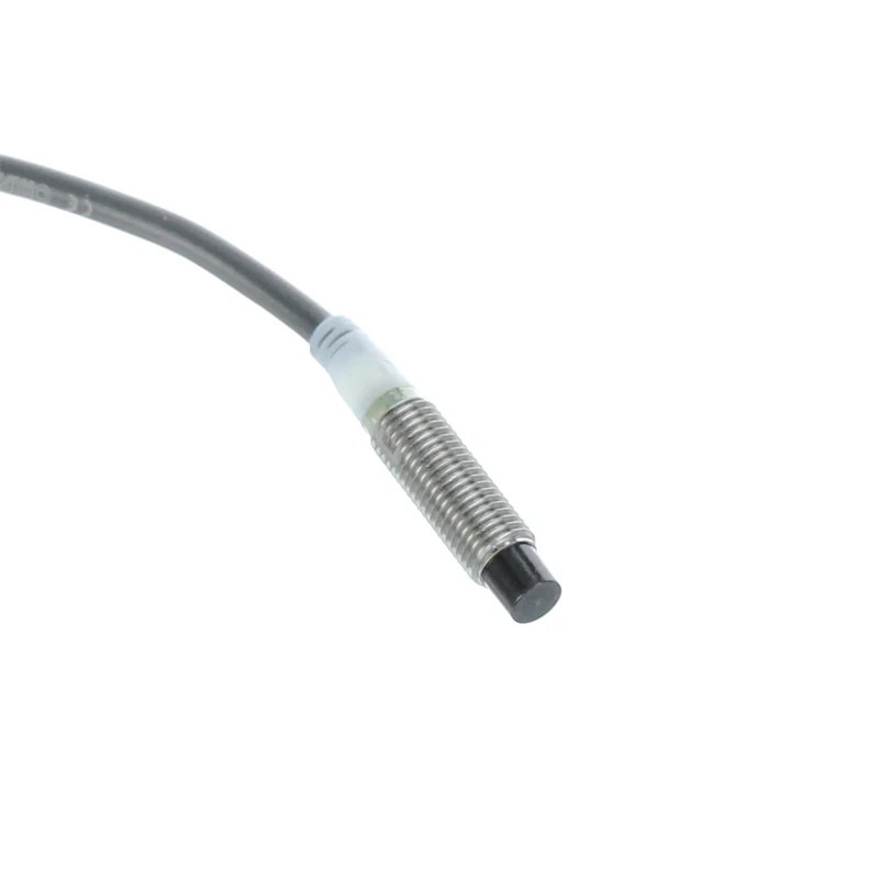 E2A-S08LN04-WP-B2 5M Stainless steel M8 Non-shielded 4mm Pre-wired PNP NC Cylindrical proximity sensor