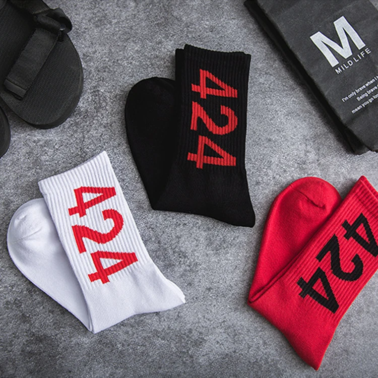 No Minimum Order Wholesale Custom Embroidery LOGO Cotton Long Mixed Color Unisex Men Drawstring Letter Black White Sport Socks